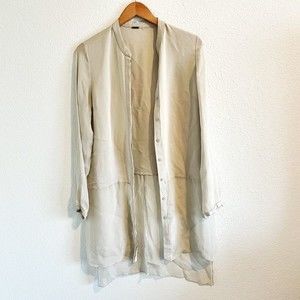 Elle Tahari 100% Silk Blouse sz Medium